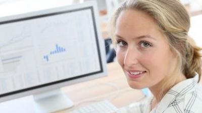 Pätina dievčat uvažuje o štúdiu informatiky a kariére v tejto oblasti.