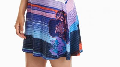 Výpredaje svetových značiek oblečenia, topánok a módnych doplnkov sú tu. 